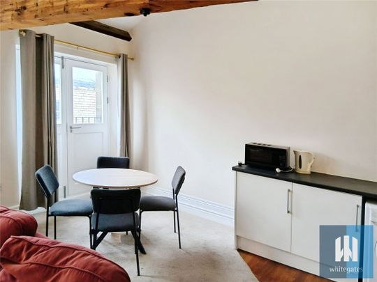 Westgate, Town Centre, Huddersfield, HD1 - Photo 1