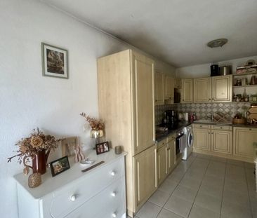 Location Appartement 1 pièce 55m² NICE 06300 - Photo 4