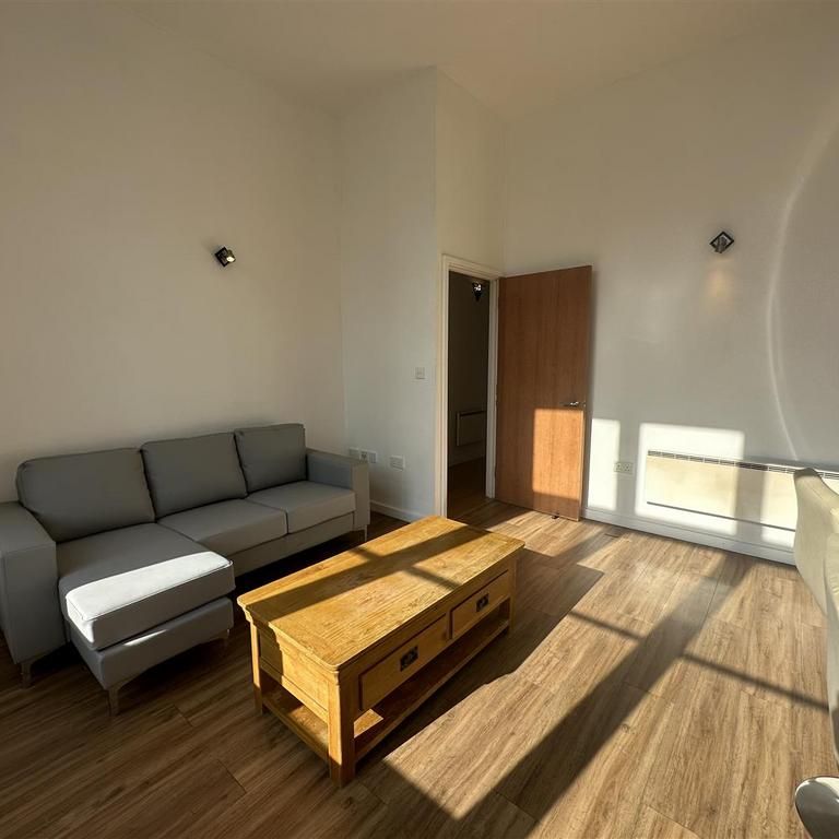 2 bedroom apartment to rent - Photo 1