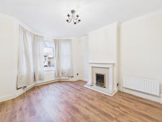 3 bedroom house to rent - Photo 1