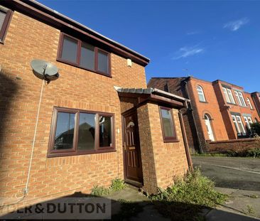 Denton Lane, Chadderton, Oldham, Greater Manchester, OL9 - Photo 3