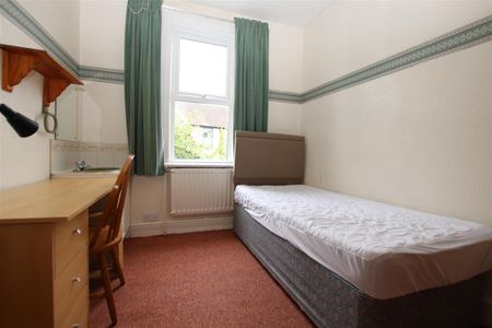 Third Avenue, Bath - Photo 3