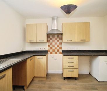 3 bedroom semi-detached house to rent - Photo 6