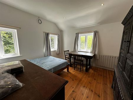 3 bedroom end of terrace house to rent - Photo 4