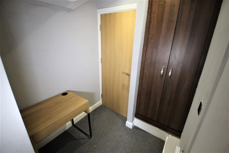 Richmond Road, Hyde Park, LS6 1BX, Leeds - Photo 5