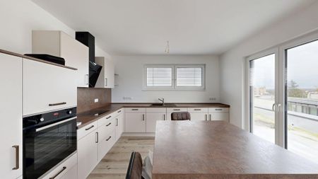 Exklusives Neubau-Maisonette-Penthouse mit Schlossblick, Dachterrasse, Garage in 1A-Lage - Photo 5