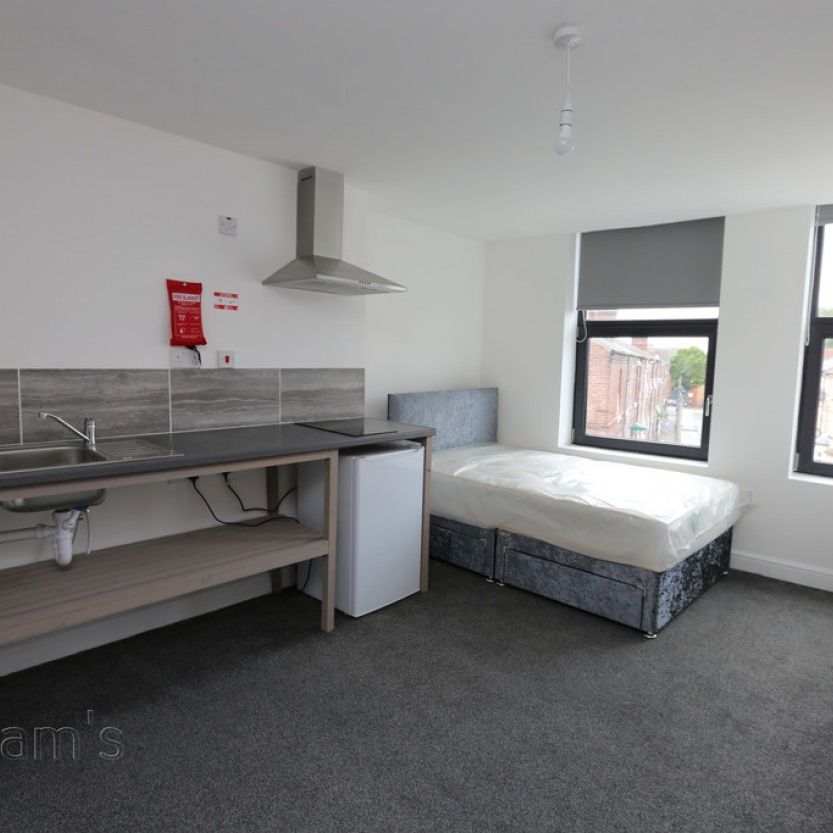 1 bed Studio for Rent - Photo 1