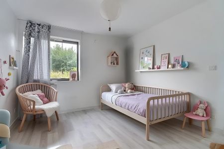 Location Appartement 3 pièces 83m² CHAMALIERES 63400 - Photo 2