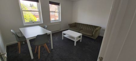 2 Bed Student Accommodation - Photo 3