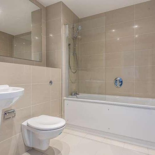 Royal Winchester House, Bracknell, RG12 - Photo 1