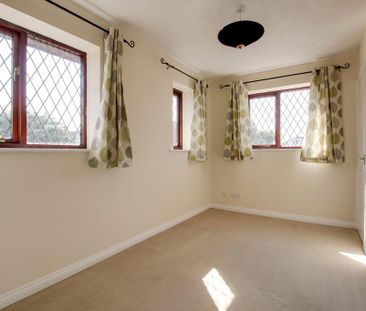 1 bedroom end of terrace house to rent - Photo 4