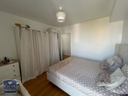 Appartement à louer 2 pièces 55.1m² - Photo 2