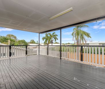 Large Family Home in Kirwan - Photo 6