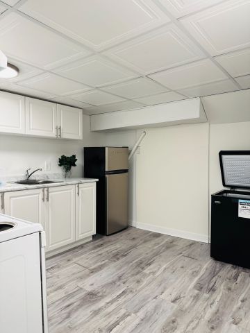 For Lease - 70 Colonial Avenue Unit# Bsmt, Toronto, Ontario - Photo 2