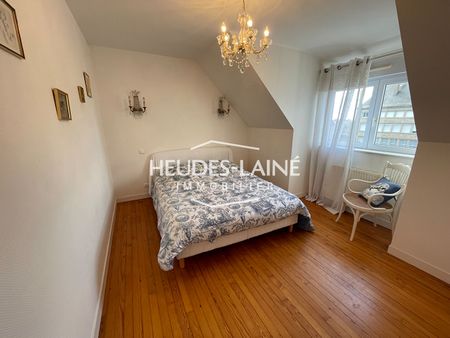 Location Appartement 4 pièces 102m² AVRANCHES 50300 - Photo 4