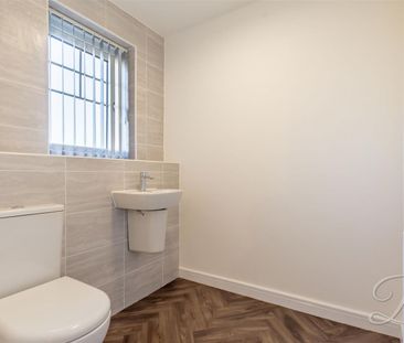 3 bedroom - Photo 2