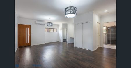 Executive living within one of Toowoomba's most desired areas! - Photo 5