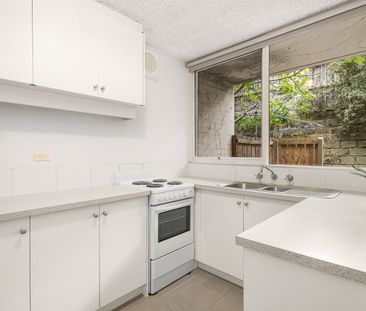 11/217A Highfield Road, Camberwell VIC 3124 - Photo 3