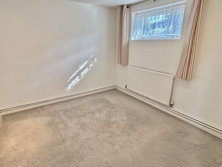 2 bedroom detached bungalow to rent - Photo 4