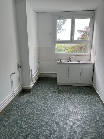 Location Appartement 2 pièces 61m² - Photo 3