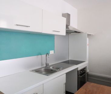 Location Appartement 2 pièces 56m² ST ETIENNE 42000 - Photo 5