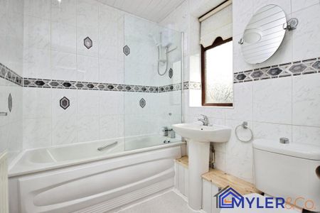 2 bedroom terraced house to rent - Photo 5