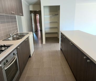 THREE BEDROOM HOME - Photo 5