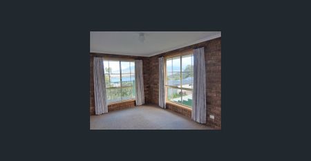 Three Bedrooms, Two Bathrooms - Photo 5