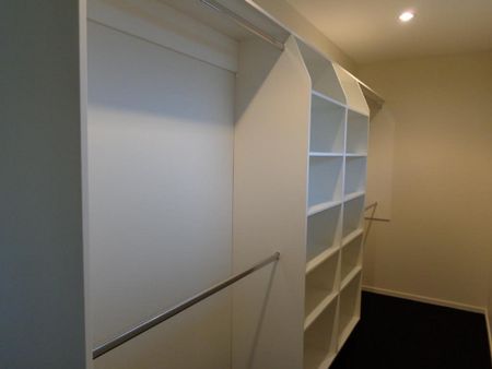 11 Mackinder Drive, Wigram - Photo 4