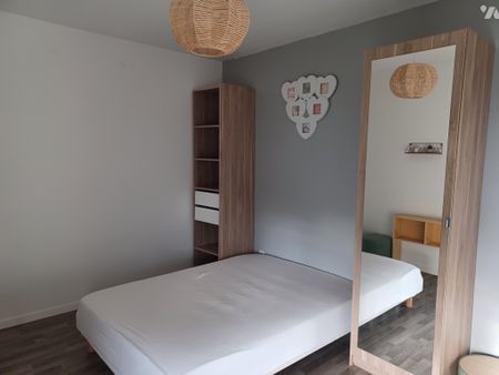 Dans résidence récente, 2 pièces loué meublé avec 2 stationnements. - Photo 2