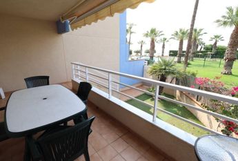 Apartamento bajo en Aguamarina.