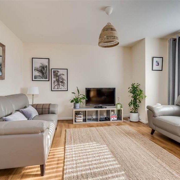 Apartment 2 Glendale Court 182 Saintfield Road, Belfast, BT8 6HN - Photo 1