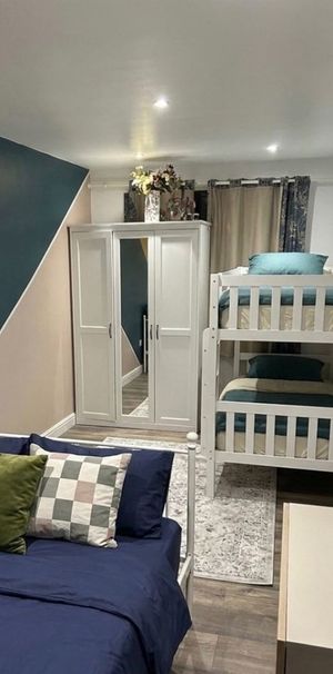 Room in a Shared House, Mitcham Lane, SW16 - Photo 1