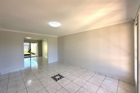 CONTEMPORARY DUPLEX IN HIGHLY DESIRED LOCATION - Photo 2