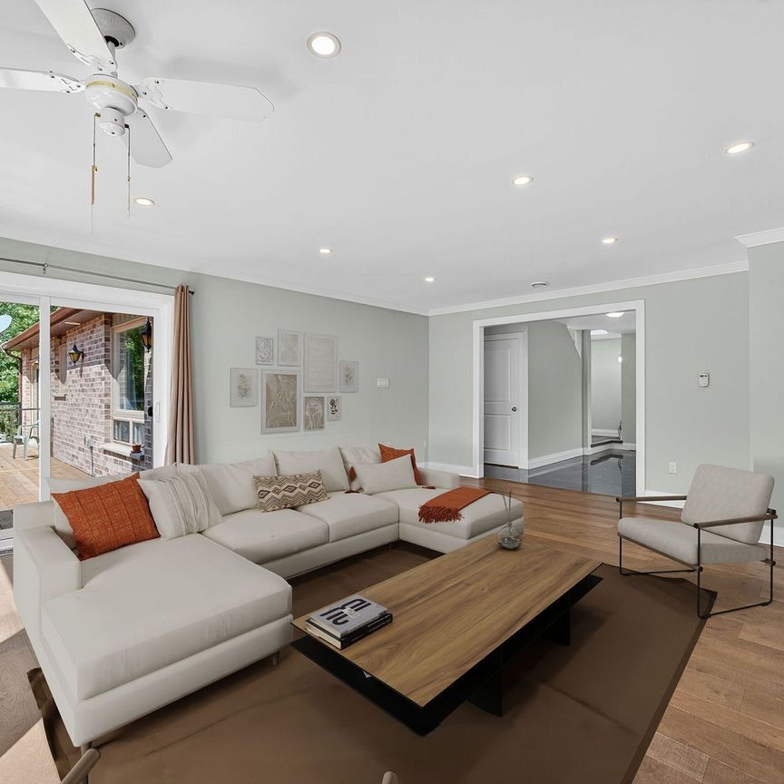 For Lease - 7950 8th Line Unit# Upper, Essa, Ontario - Photo 1