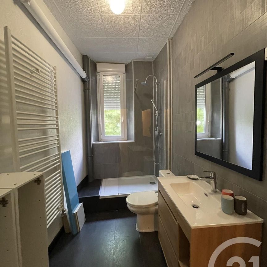 Location Maison 6 pièces 153m² CHATEAUROUX 36000 - Photo 1