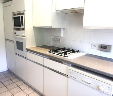 2 bedroom semi-detached house to rent - Photo 5