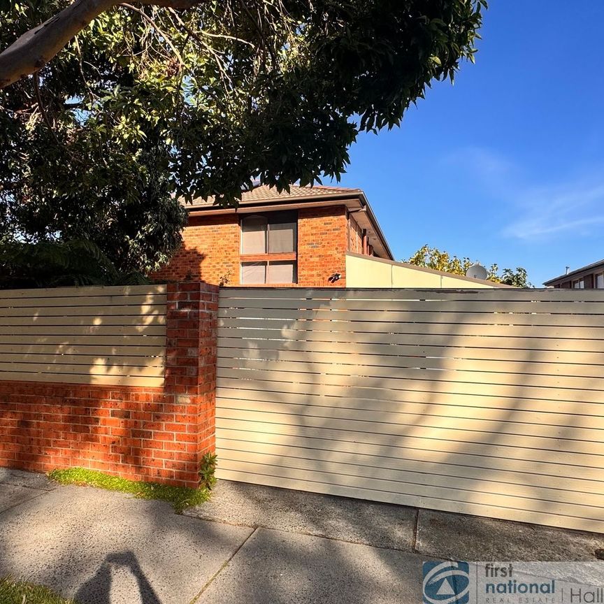 6 / 15 Close Avenue, Dandenong - Photo 1