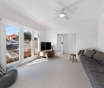 18 Bukari Street, West Wollongong. - Photo 3