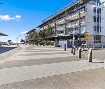 ONE BEDROOM FULLY FURNISHED APARTMENT $680 P/W - Photo 2