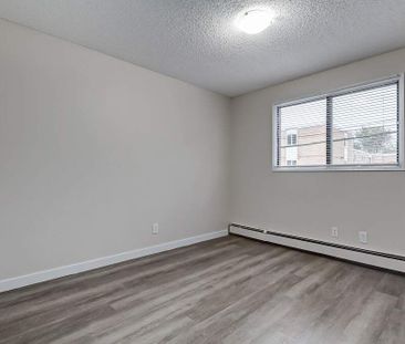 Premier Suite - 1 Bedroom - Photo 2