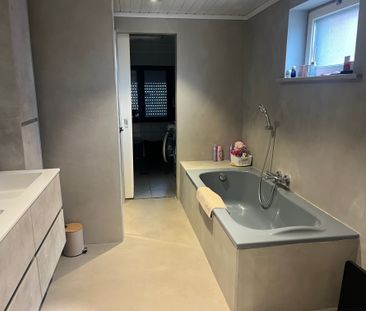 Mooie alleenstaande gezinswoning met 3 slaapkamers en terras - Photo 4