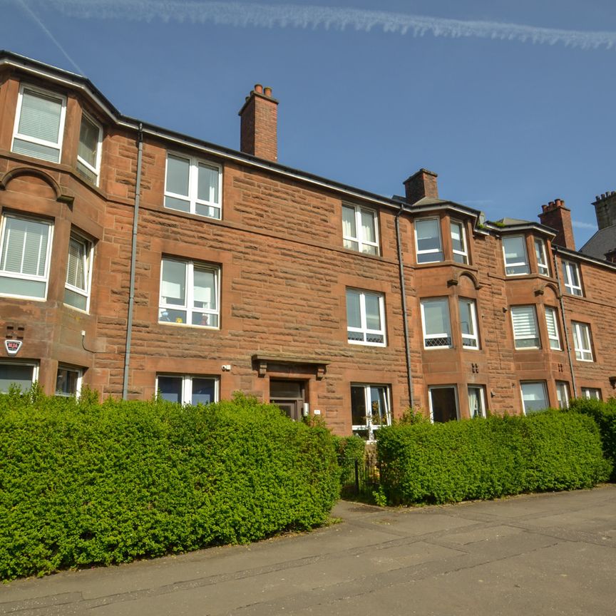 2 bed flat to rent in Riverford Road, Glasgow, G43 - Photo 1