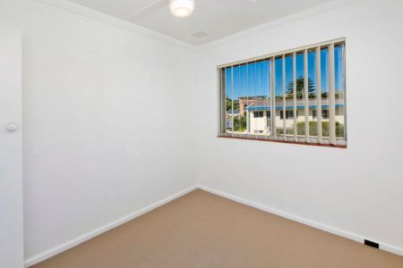 Two-Bedroom Gem in the Heart of Scarborough - Photo 5