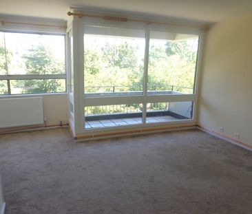 2 Bed Flat, Marlborough, W9 - Photo 2