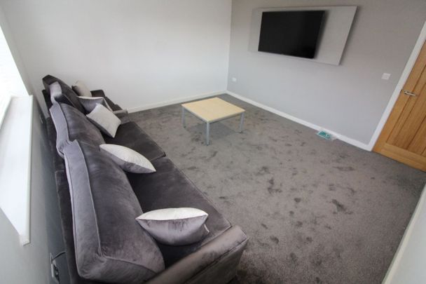 House Share - 35a Moor Lane, Preston - Photo 1