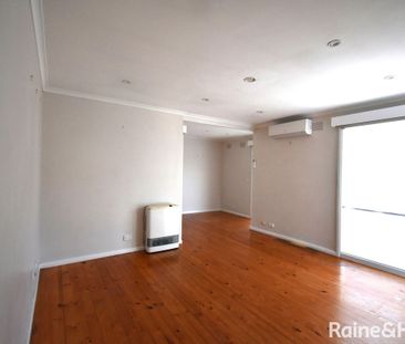 16 Tracey Close, Keysborough, VIC 3173 - Photo 4