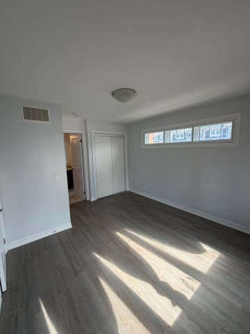For Lease - 2500 Hillrise Court Unit# 130, Oshawa, Ontario - Photo 4
