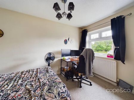 1 bedroom semi-detached house to rent - Photo 5