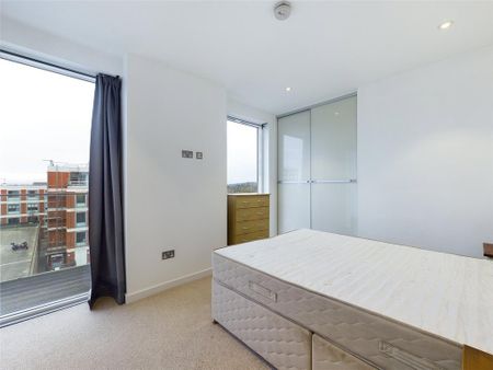 2 bedroom apartment to rent - Photo 3